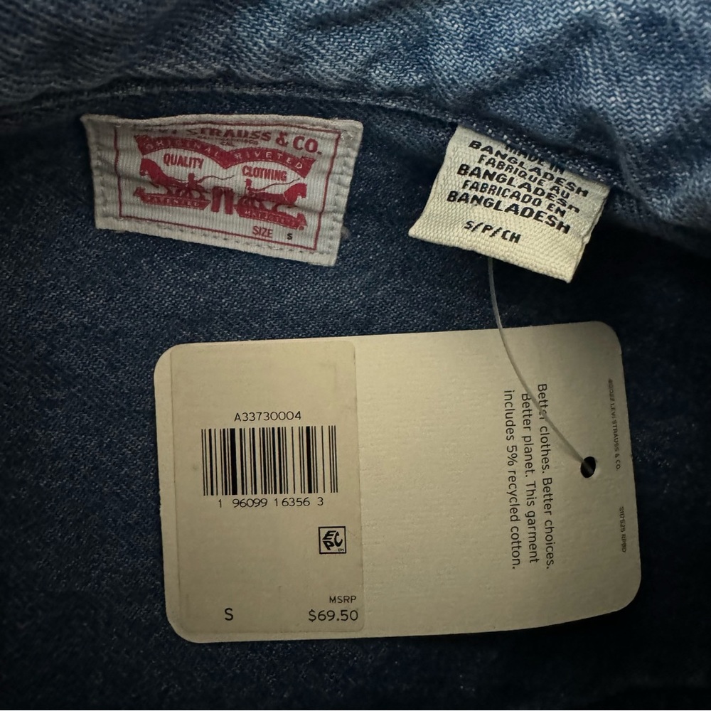NEW! Men’s Levi’s Strauss & Co. Pearl Snap Denim Button Down Size Small W/Tags - Picture 5 of 6
